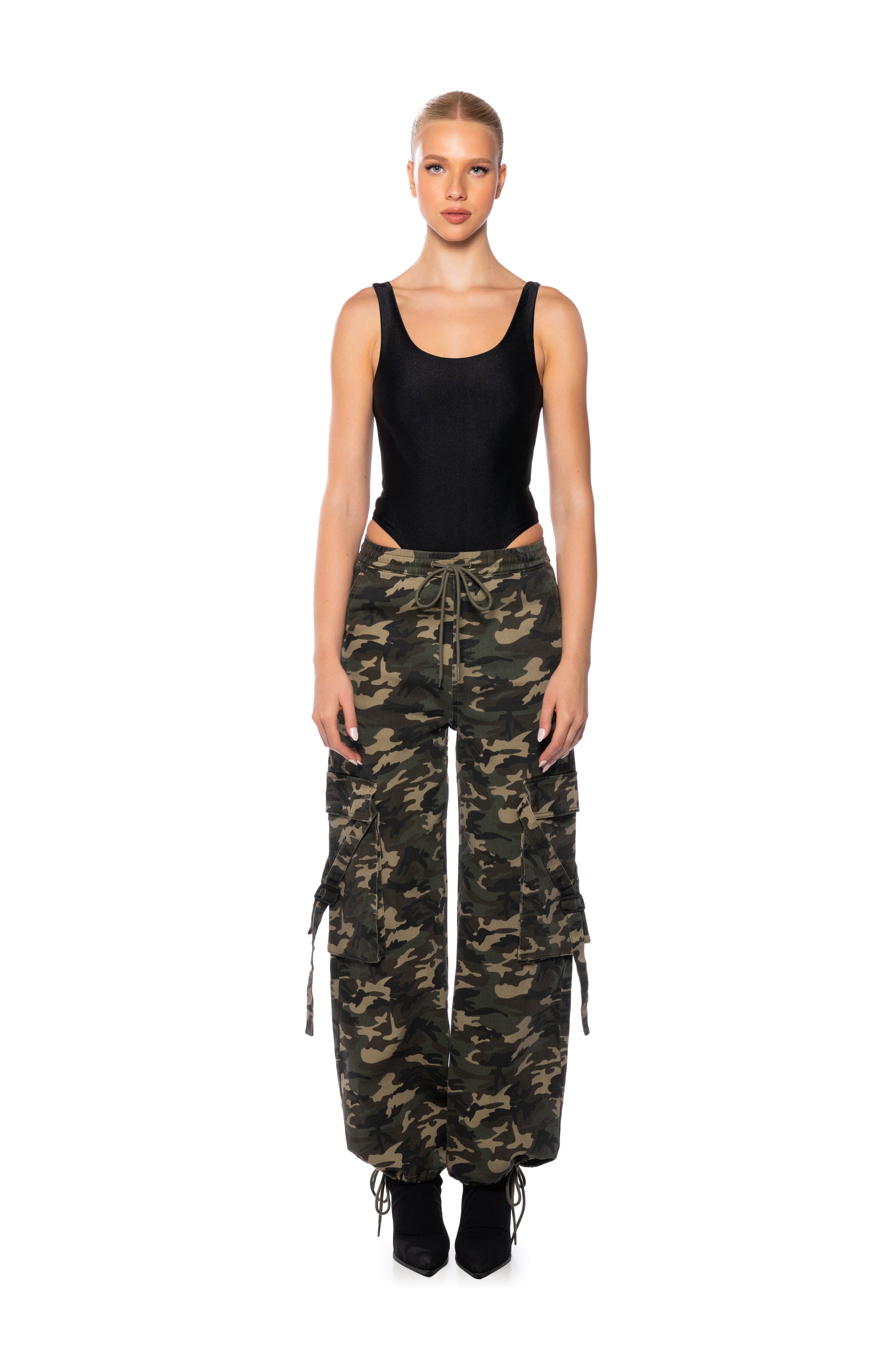 UNSTOPPABLE WIDE LEG CARGO PANTS