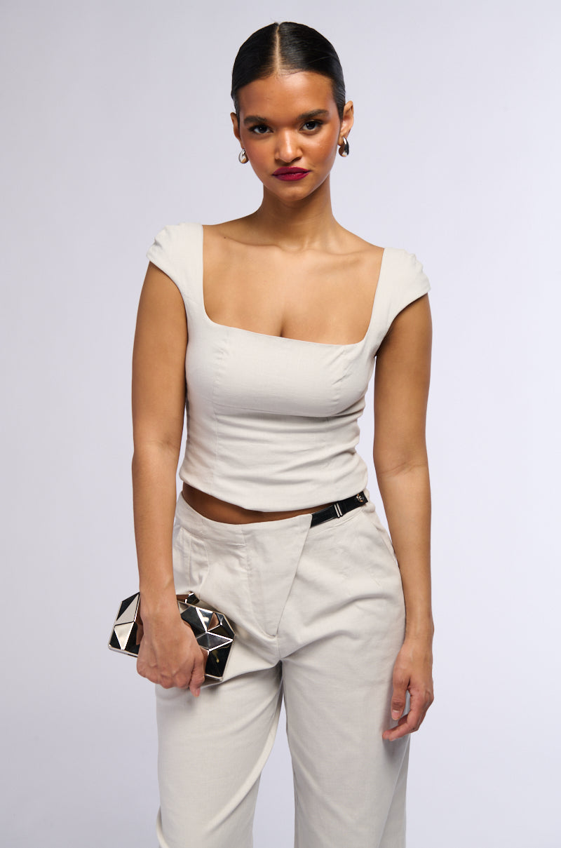 SELENA CAP SLEEVE TOP