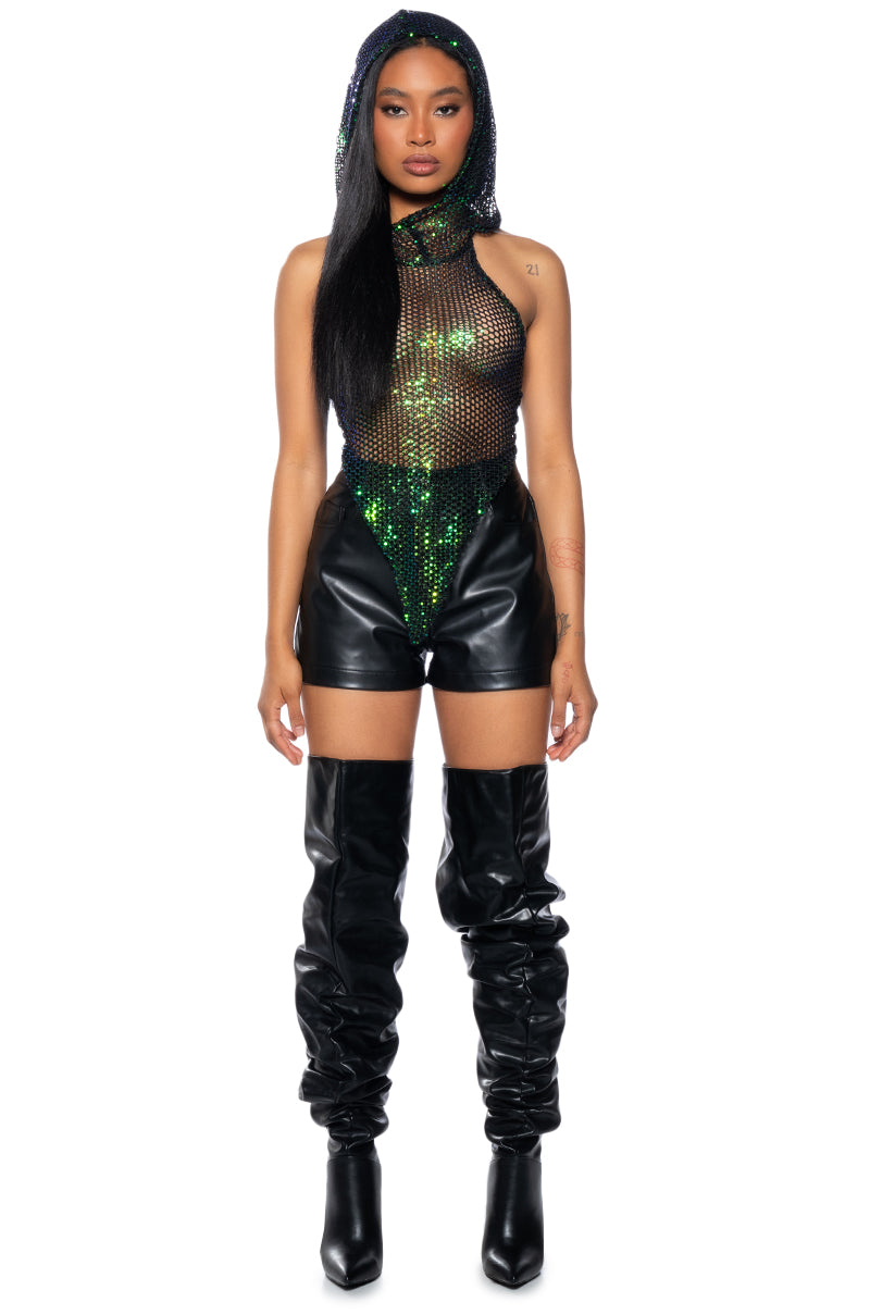 MYSTERY GIRL SLEEVELESS SEQUIN HOODED TOP