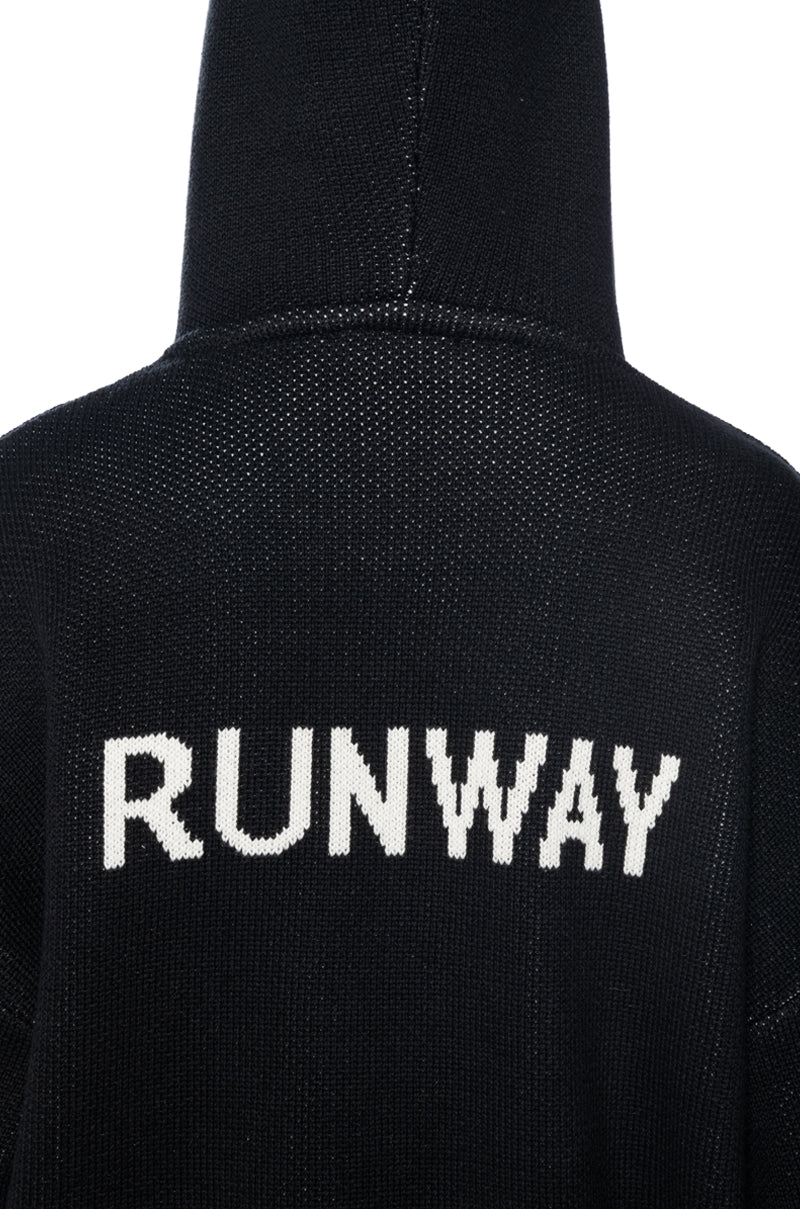 RUNWAY OVERSIZED HOODED SWEATER