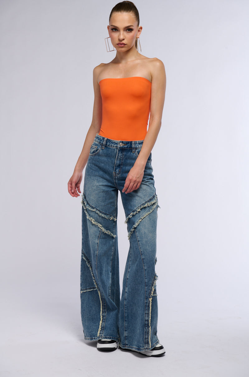 JUST A FEELING DISTRESSED DENIM PANT