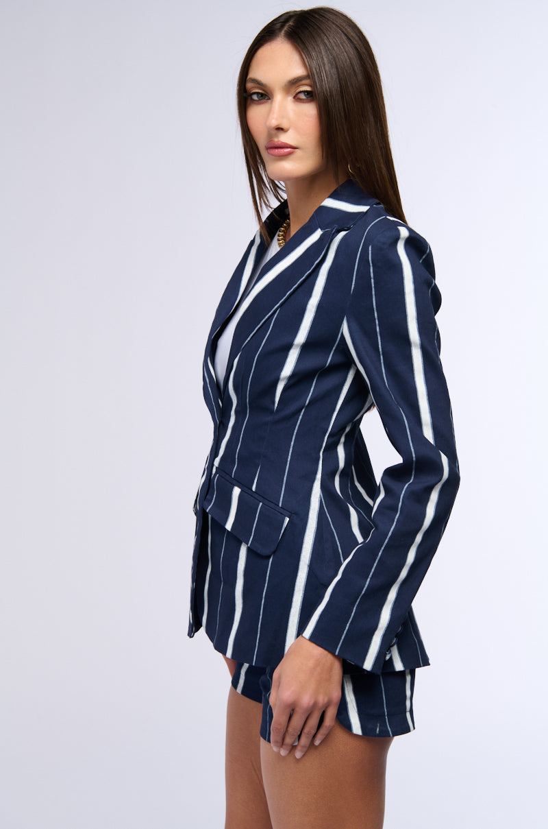 BLURRED LINES TAILORED BLAZER