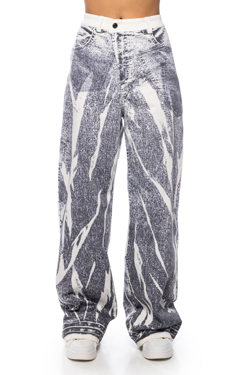 DIAMONTE FLARED DENIM DISTRESSED PANT