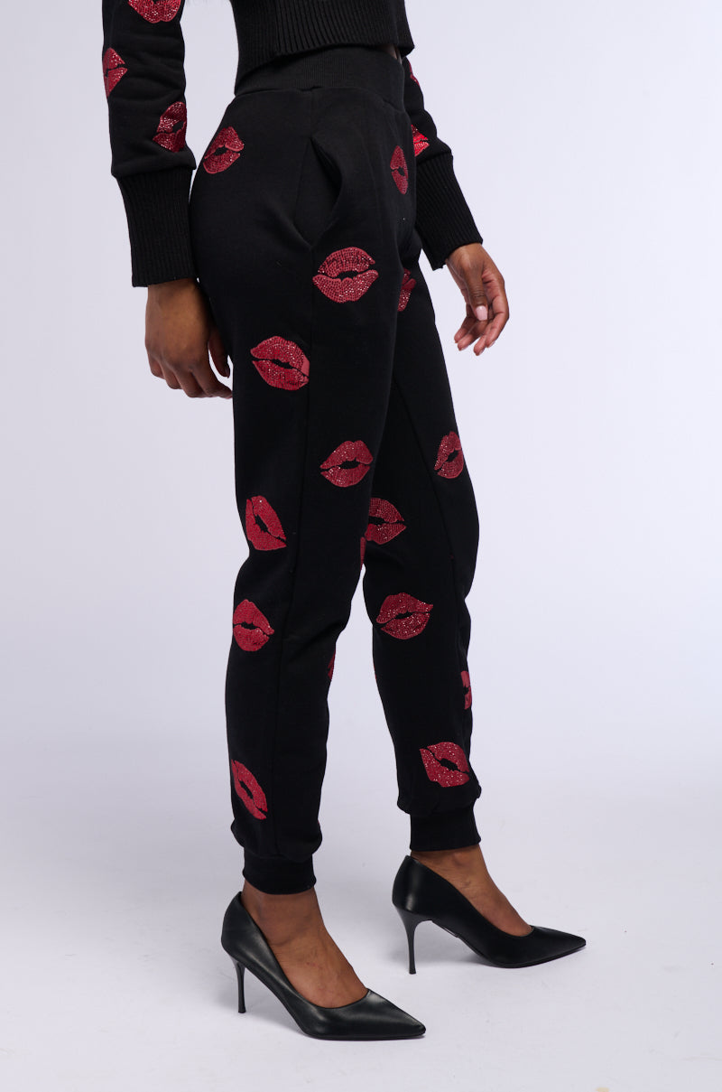 ALL MY KISSES JOGGER PANT