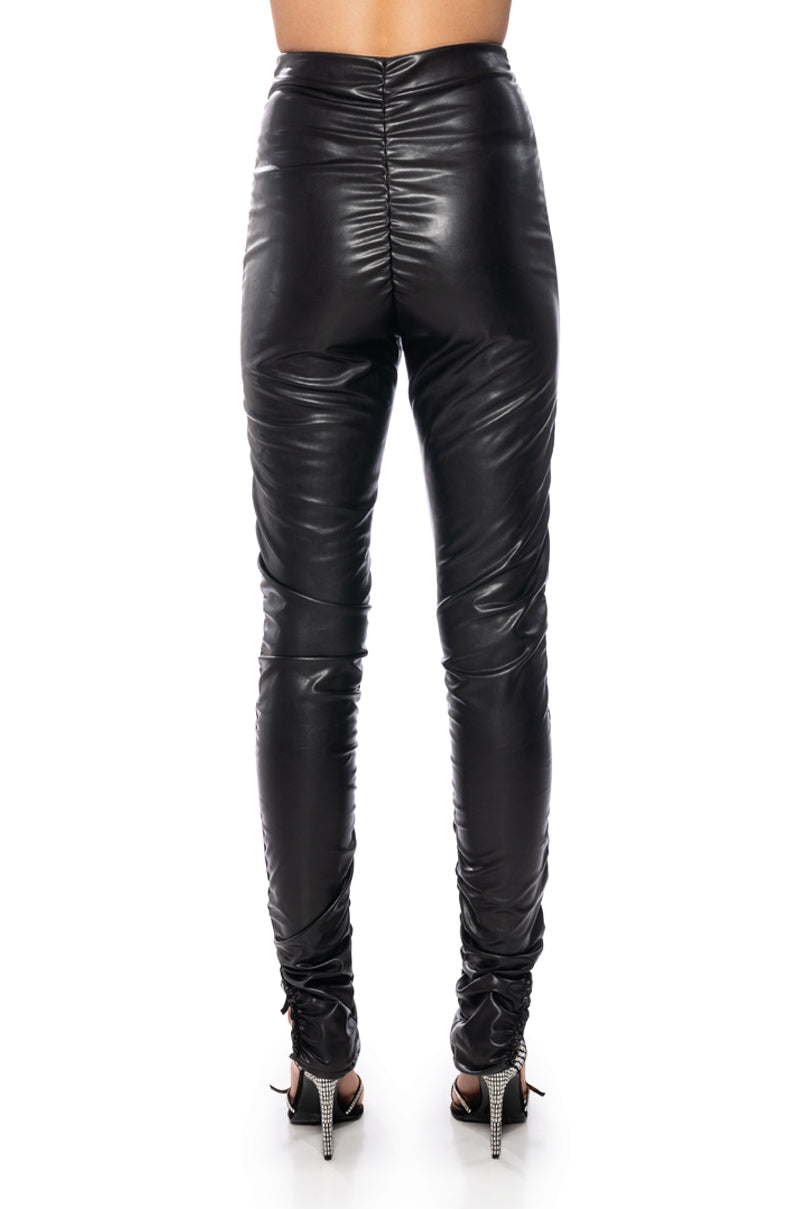 BUTTERY RUCHED FAUX LEATHER LEGGINGS