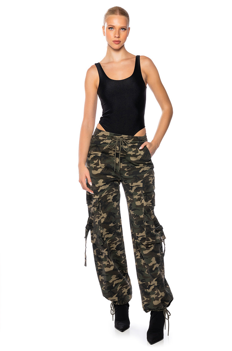 UNSTOPPABLE WIDE LEG CARGO PANTS