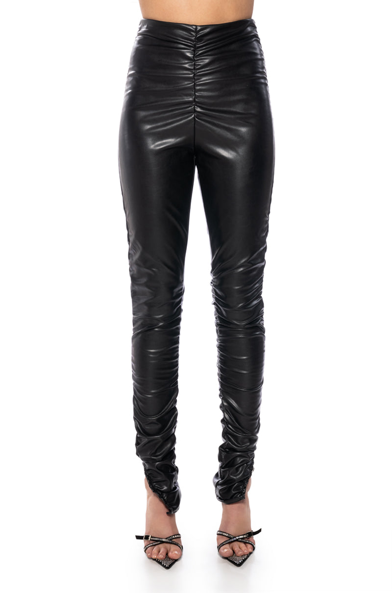 BUTTERY RUCHED FAUX LEATHER LEGGINGS