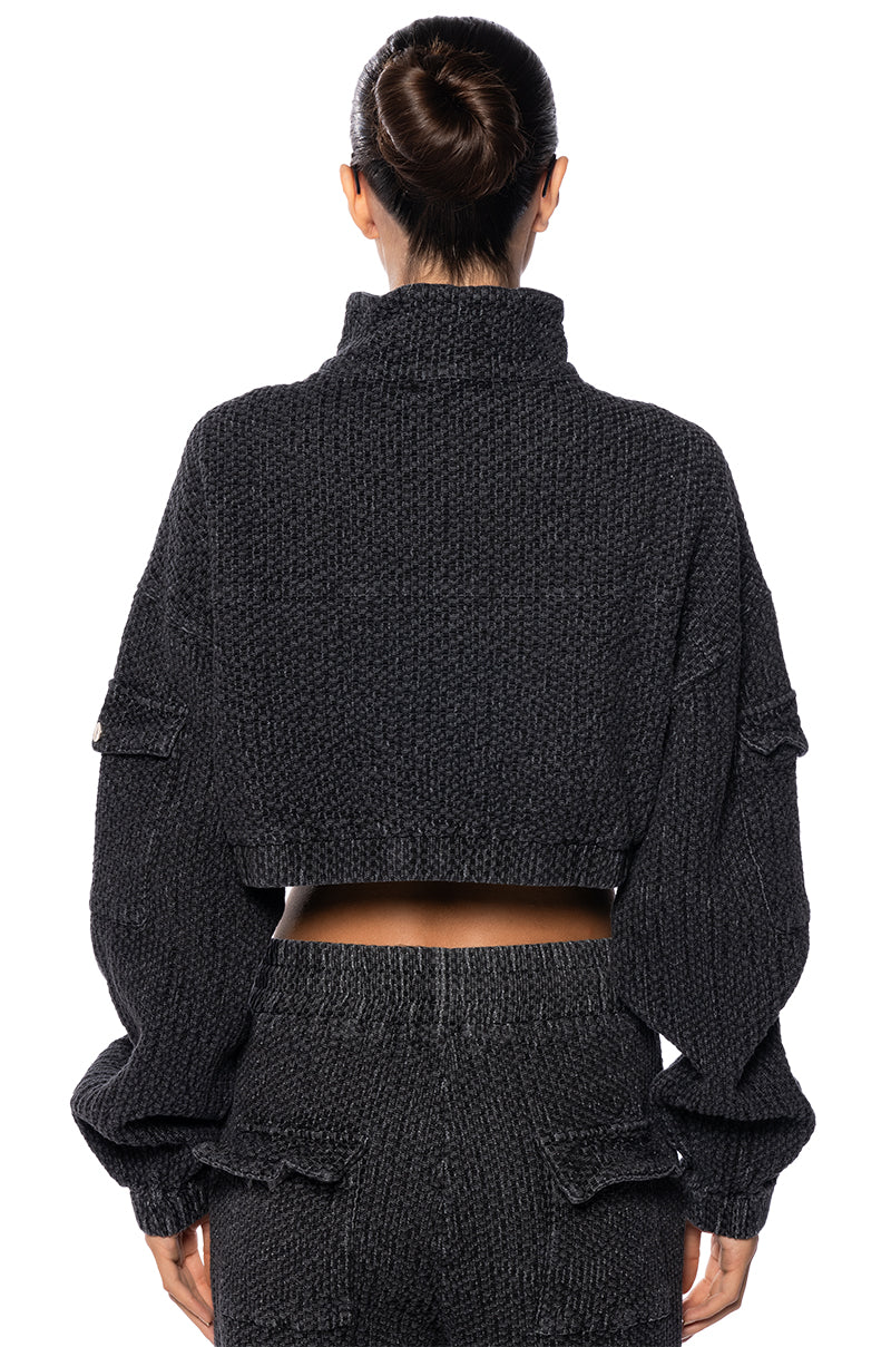 MONTE COZY KNIT POCKET DETAIL HALF ZIP CROP SWEATSHIRT