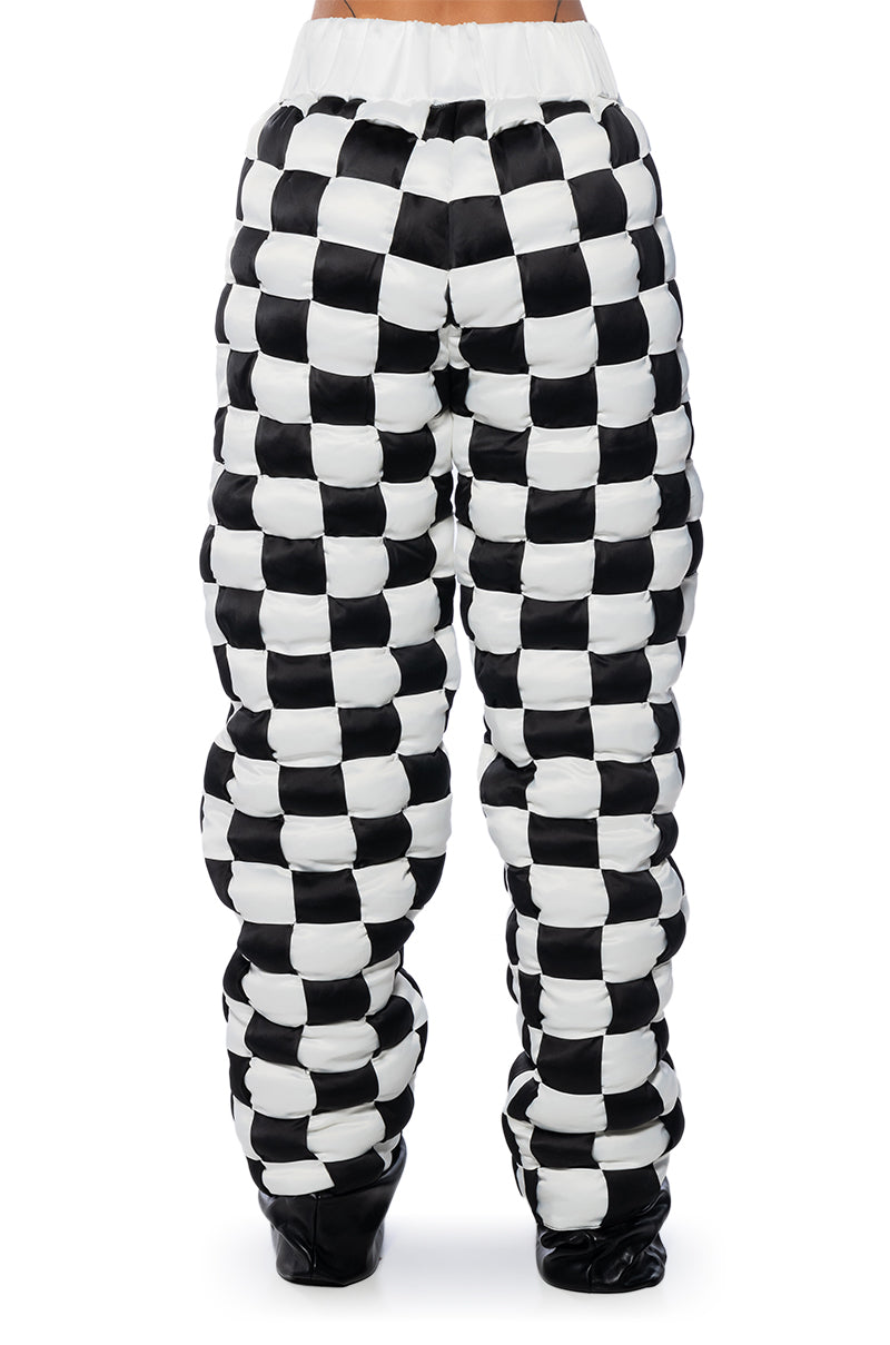 CHECKMATE WOVEN JOGGER