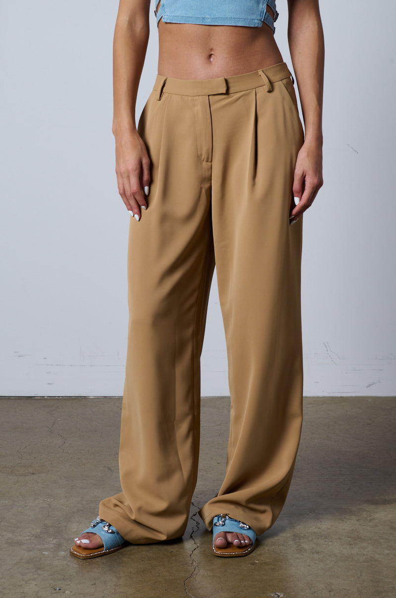 ABOUT MY CASH STRAIGHT LEG WOVEN TROUSER IN BEIGE