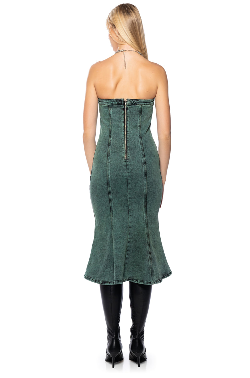 SEEING GREEN STRAPLESS WASHED DENIM MIDI DRESS