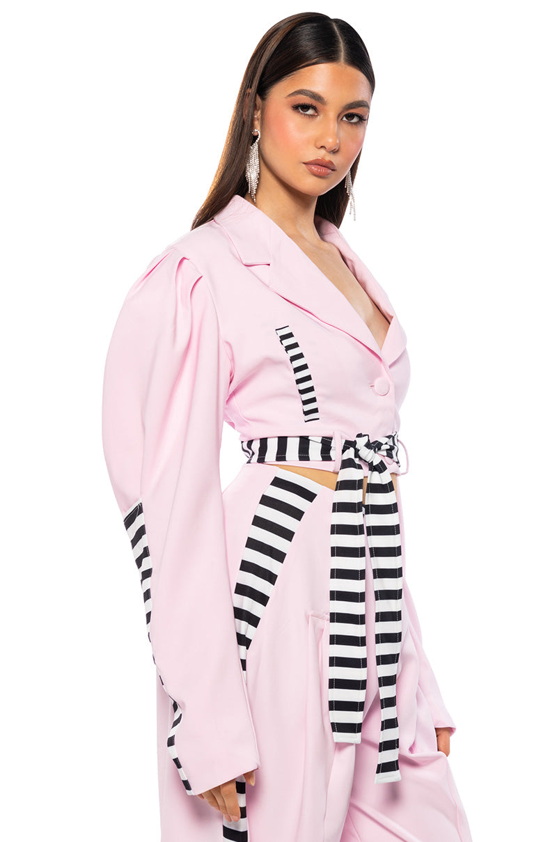 HOT GIRL STRIPED CROP BLAZER