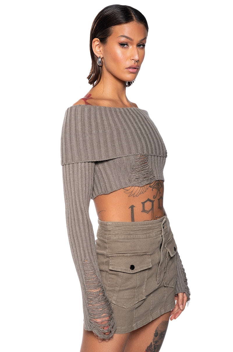 GALE OFF THE SHOULDER DISTRESSED SWEATER