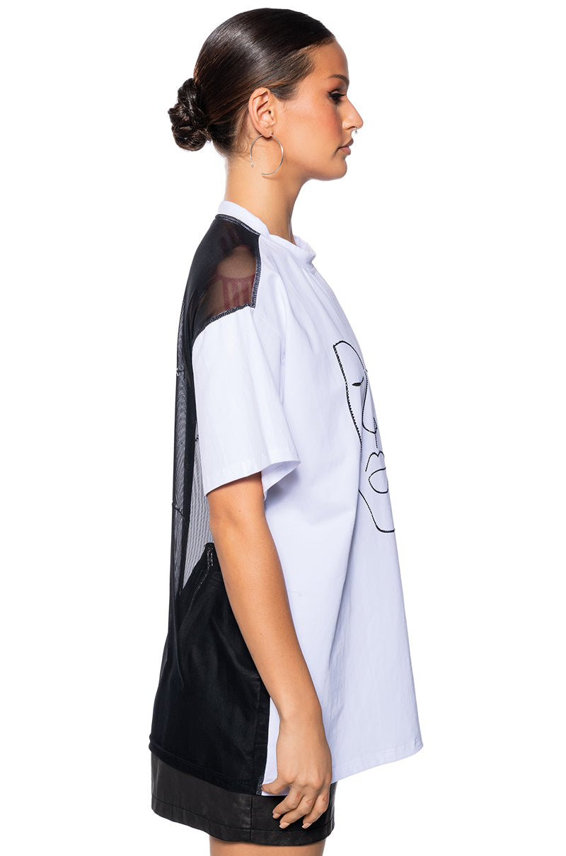 DAY AND NIGHT EMBELLISHED GRAPHIC OVERSIZED TSHIRT