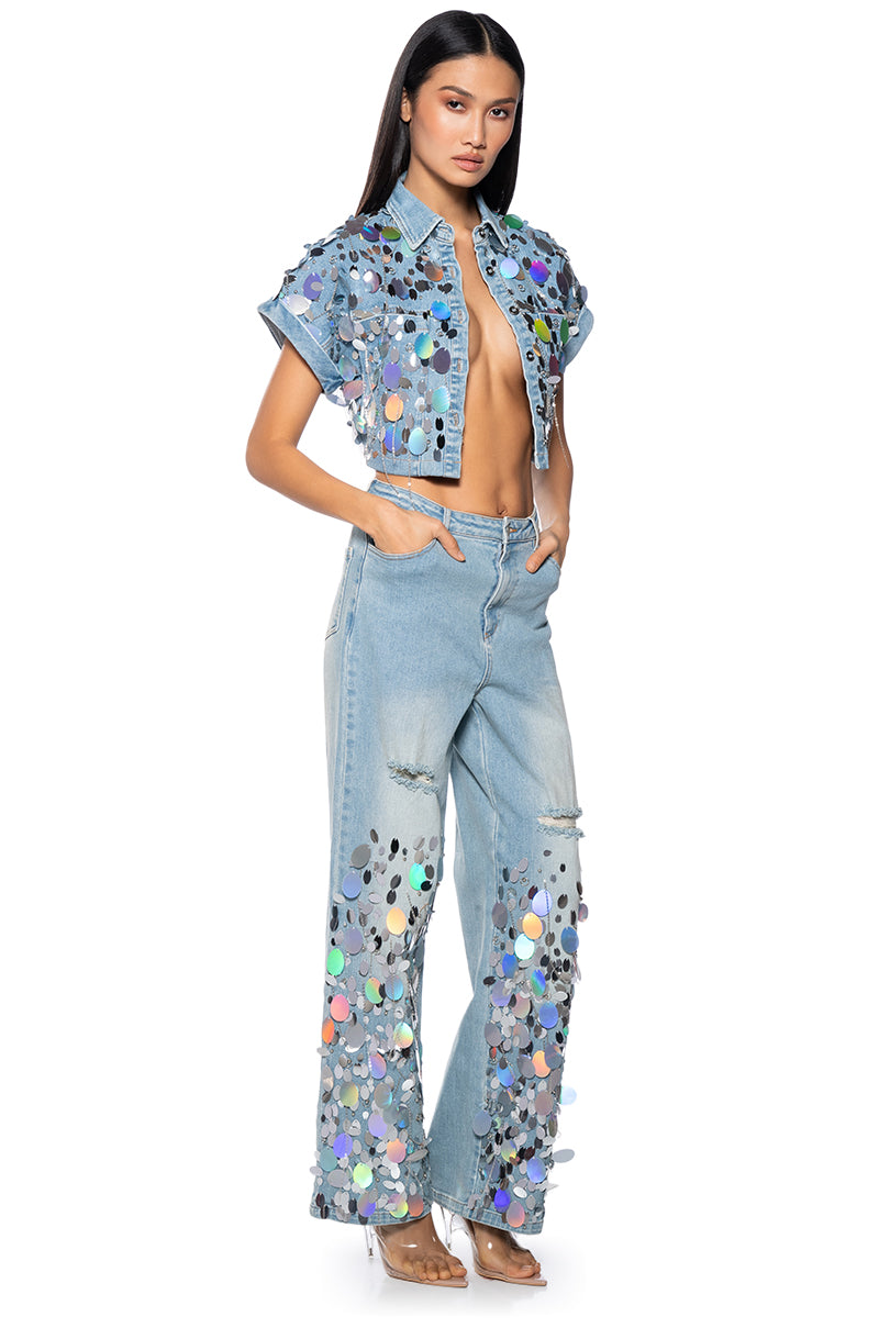 A GIRL NAMED LUCKY EMBELLISHED BUTTON DOWN DENIM CROP TOP