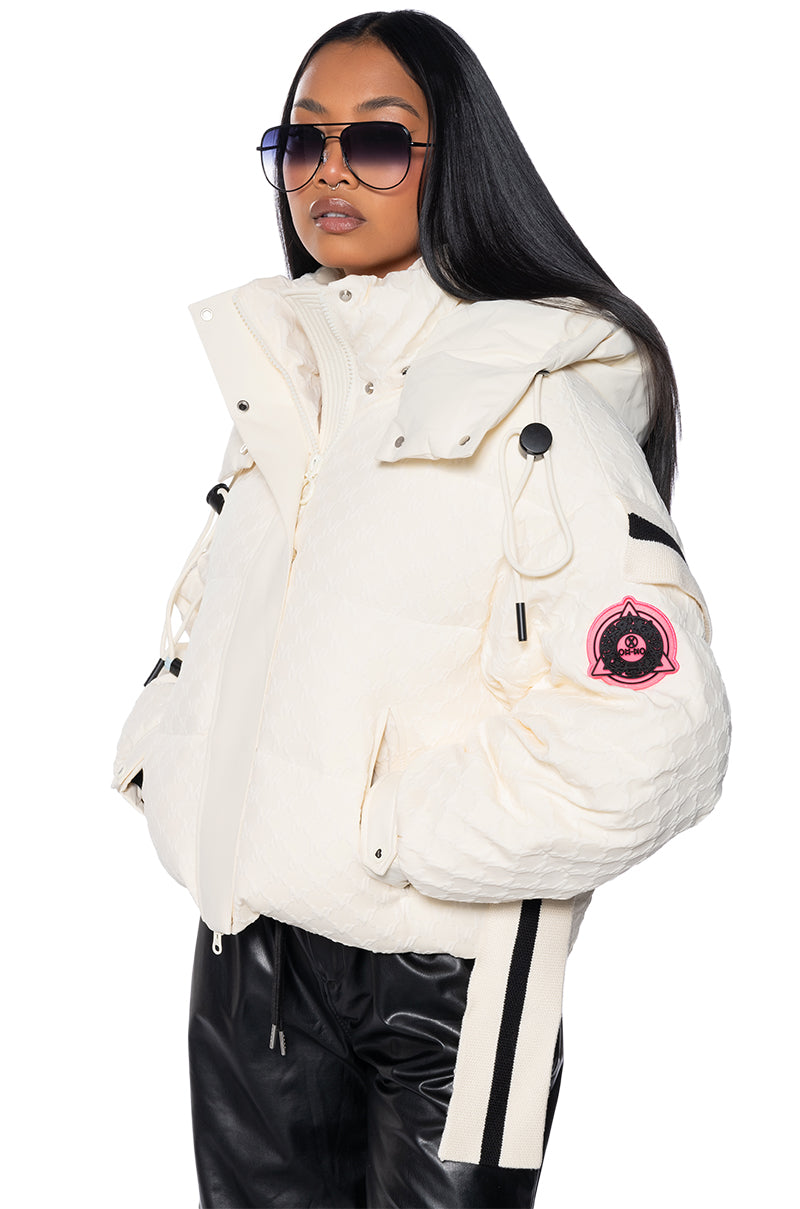 SNOWBIRD TEXTURED PUFFER COAT WITH SIDE RIBBED DETAIL