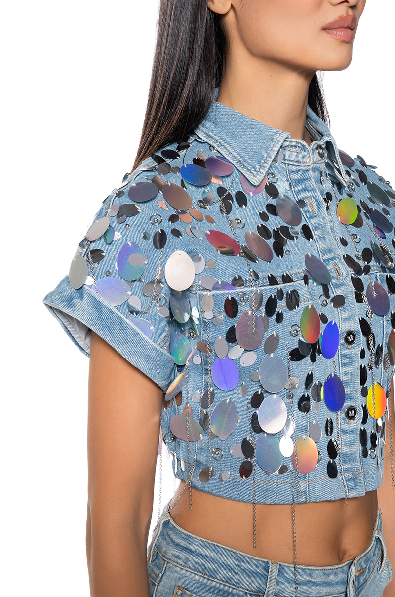 A GIRL NAMED LUCKY EMBELLISHED BUTTON DOWN DENIM CROP TOP