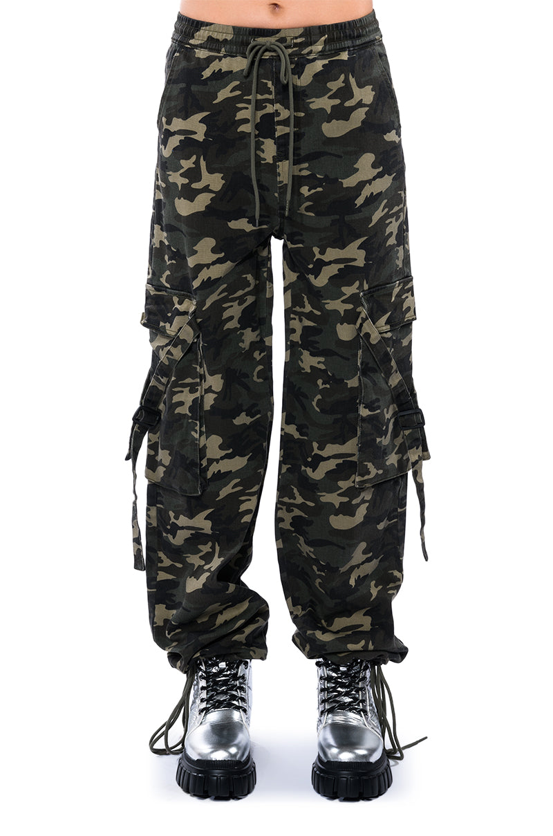 UNSTOPPABLE WIDE LEG CARGO PANTS