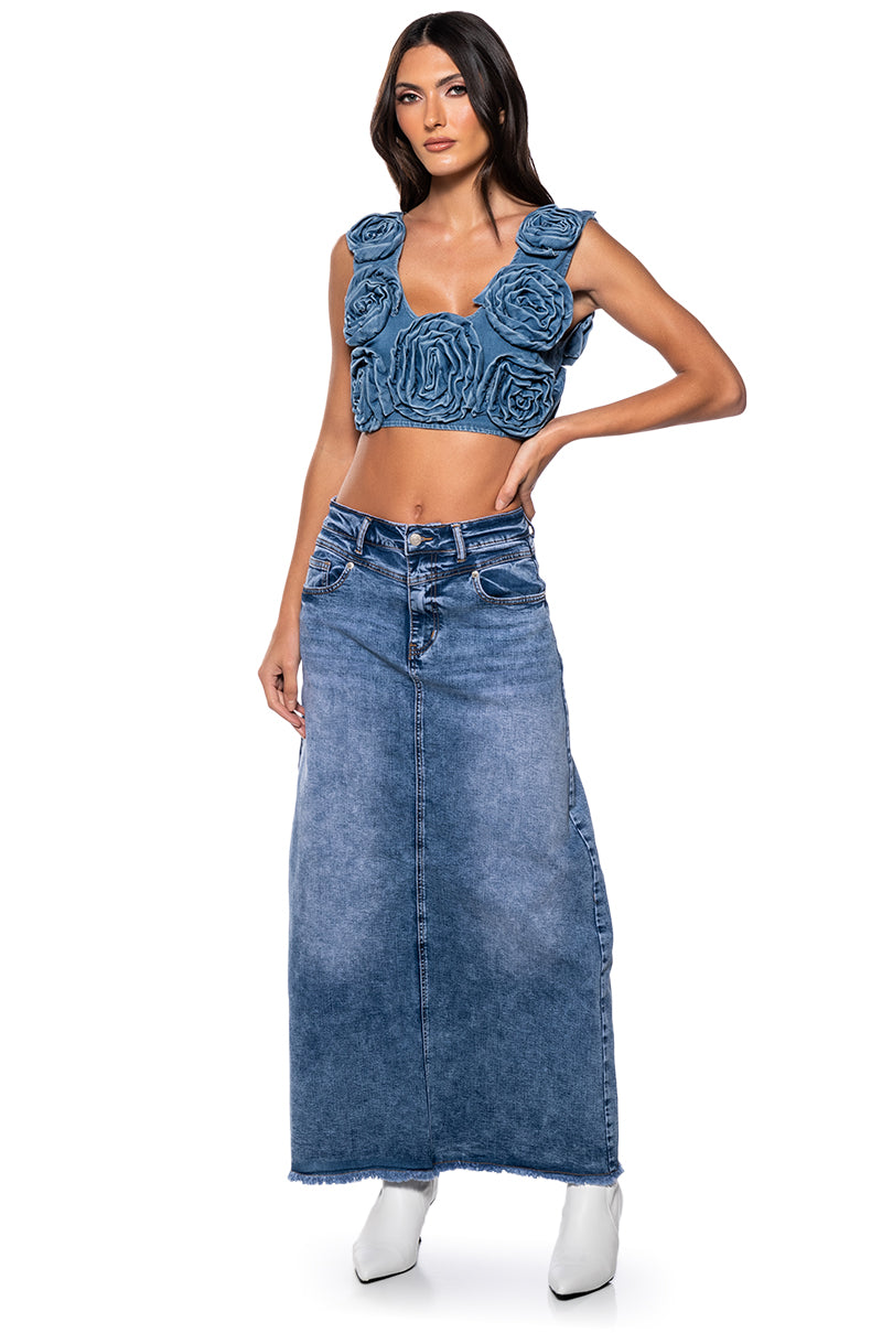 SEASON TO BLOOM SLEEVELESS DENIM FLOWER TOP