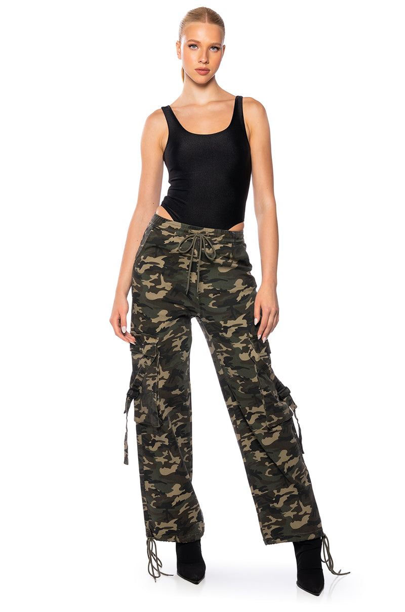 UNSTOPPABLE WIDE LEG CARGO PANTS