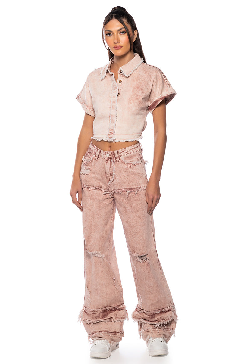 FAYE DISTRESSED BUTTON DOWN TOP IN MAUVE