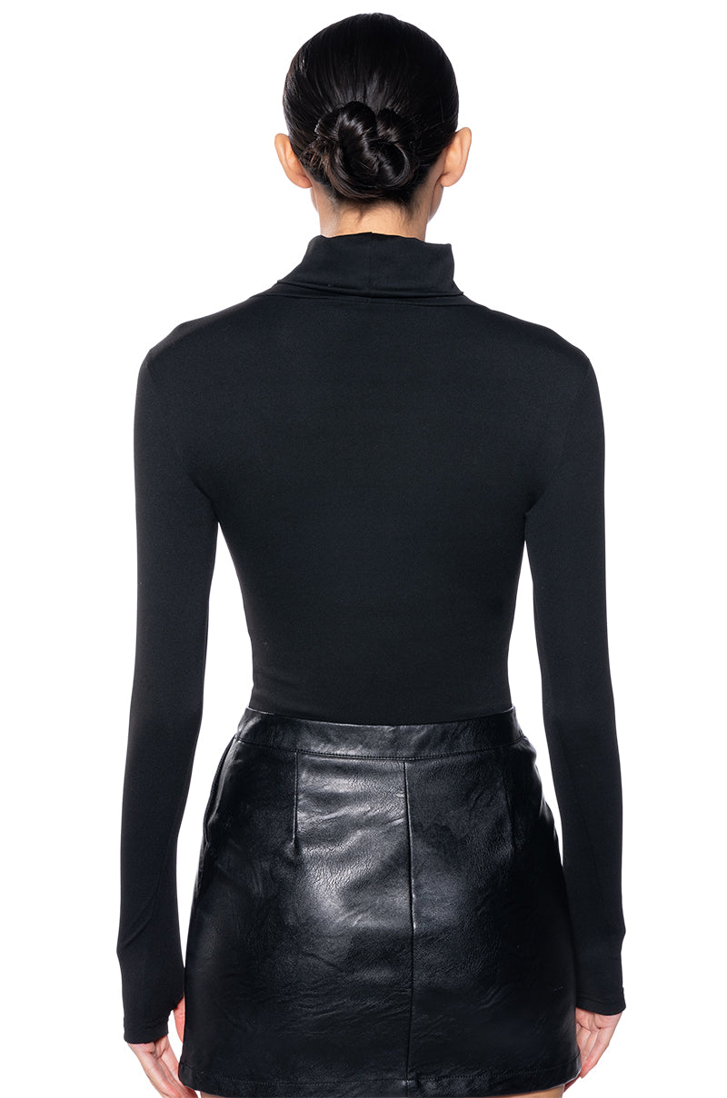 SNATCHED BASIC MOCK NECK LONG SLEEVE BODYSUIT