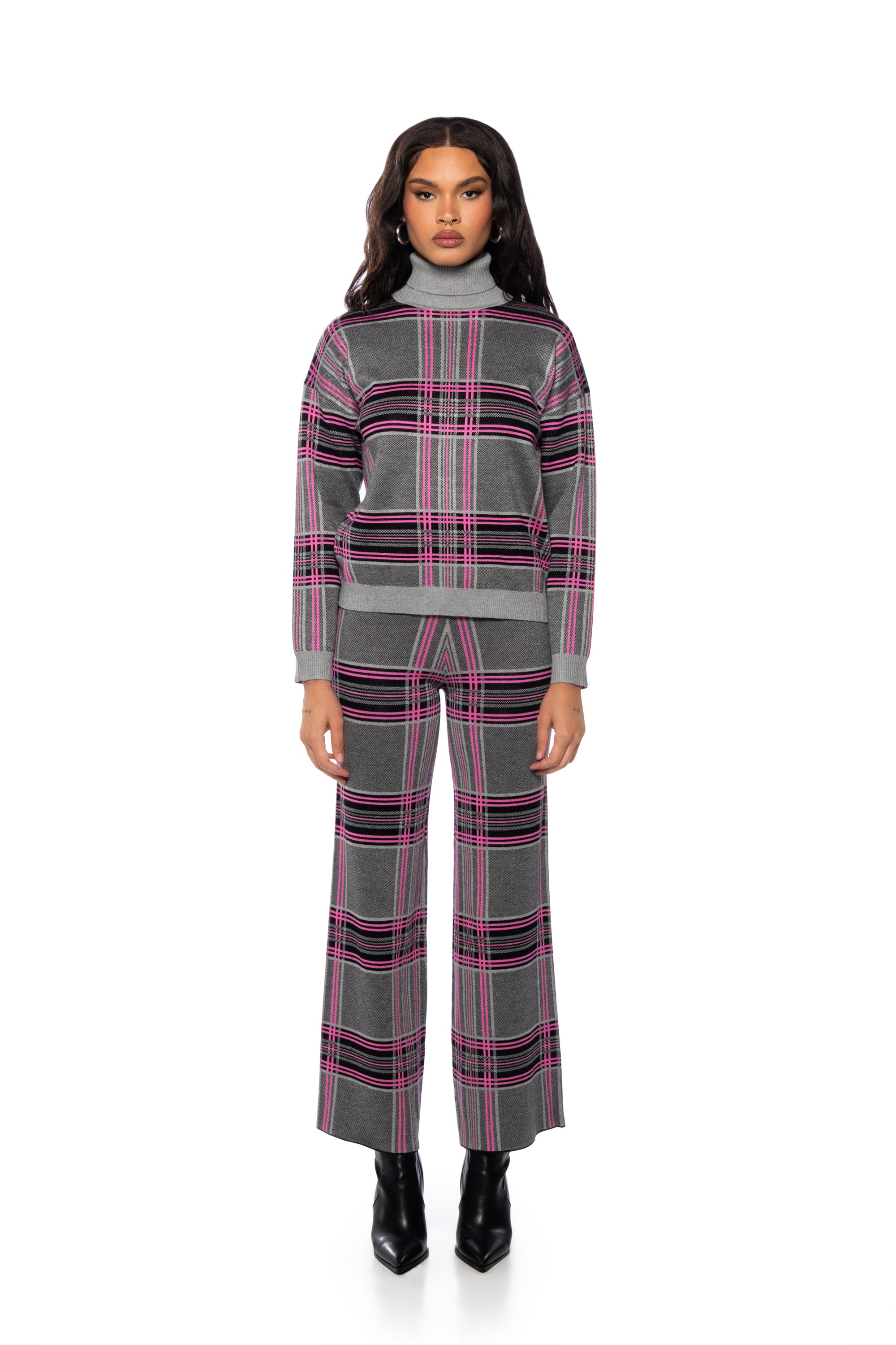 LOVER GIRL PLAID TURTLENECK SWEATER