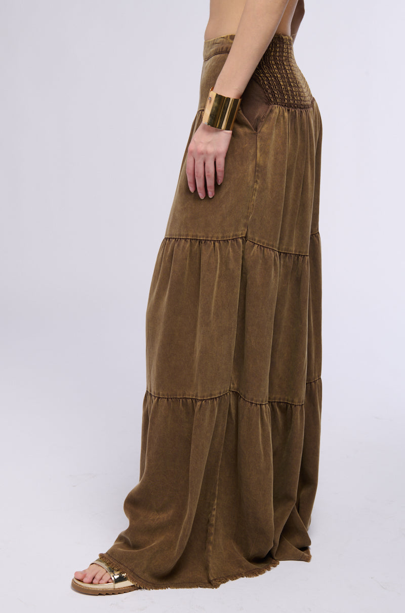 INDIE WASHED TIERED WIDE LEG PANTS