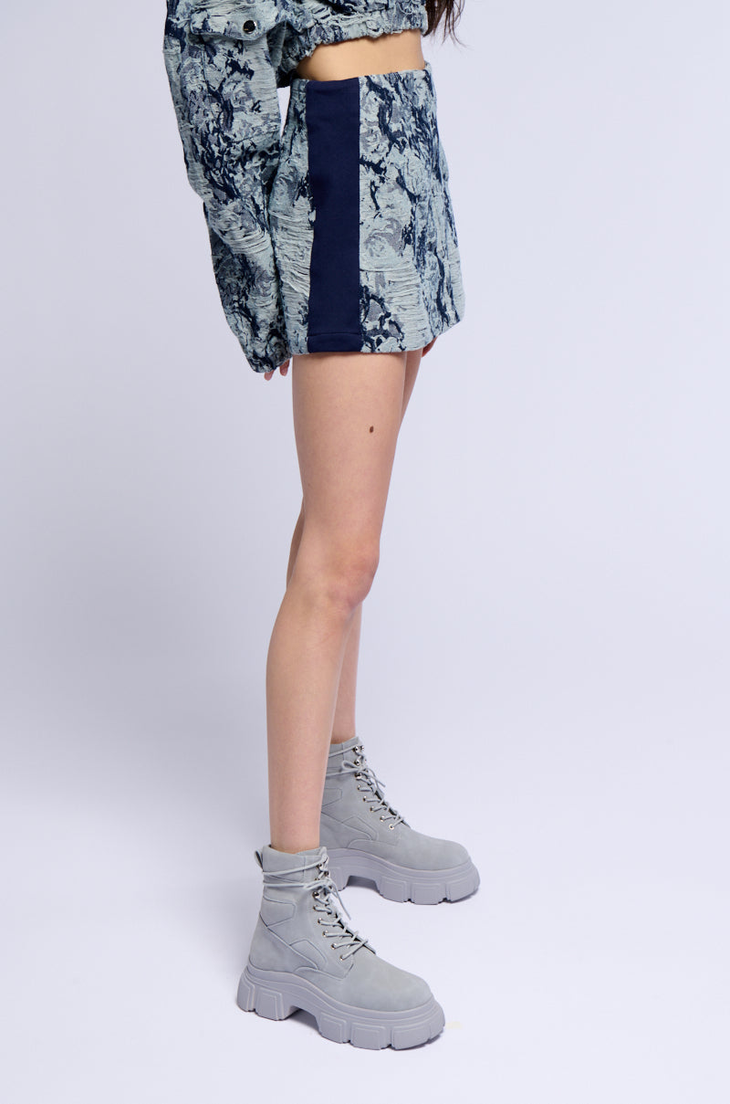 FLORAL DENIM MINI SKIRT