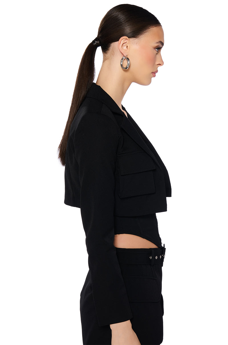 BETTER LUCK CROP BLAZER IN BLACK