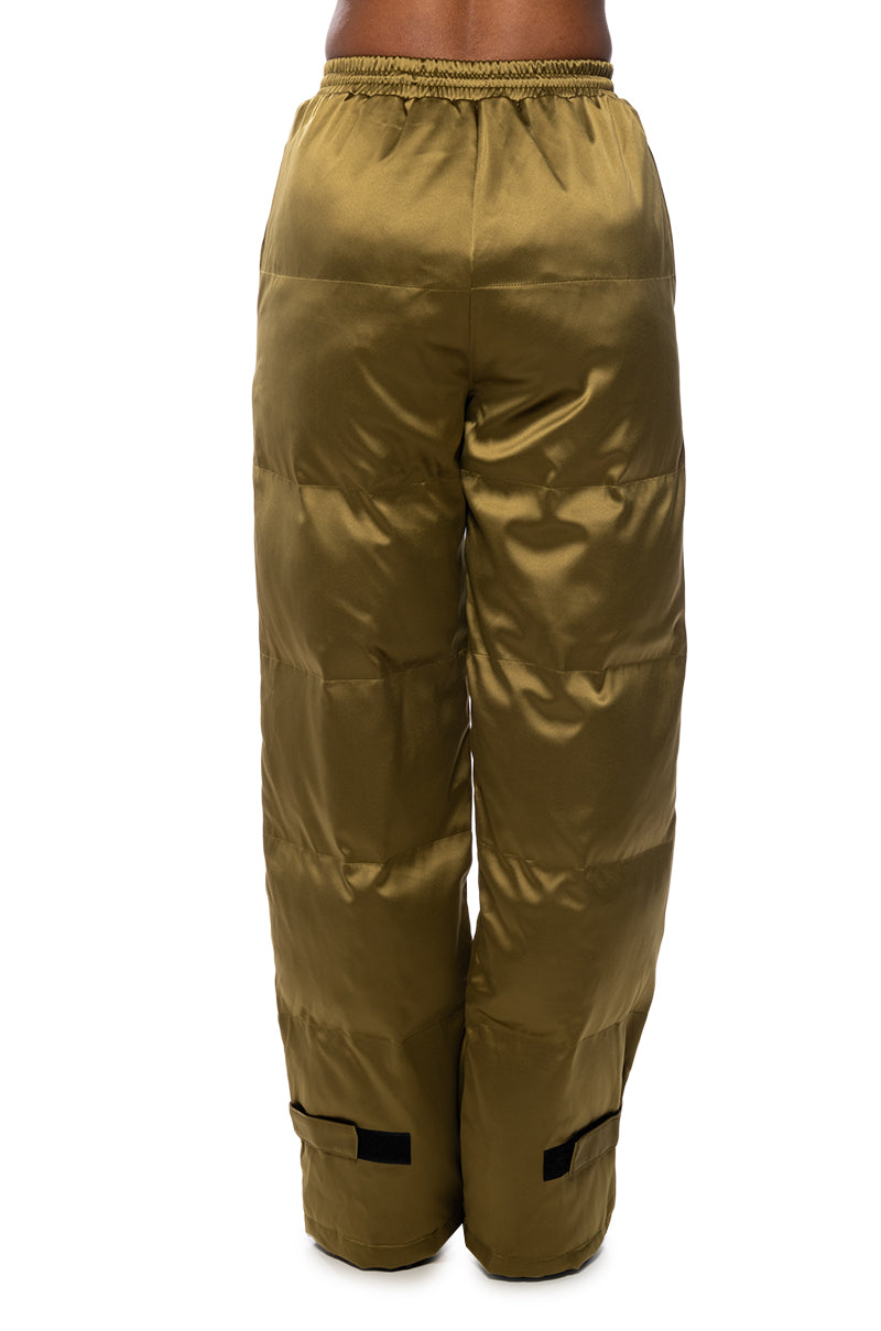 PUT U ON WIDE LEG SATIN PUFFER PANT