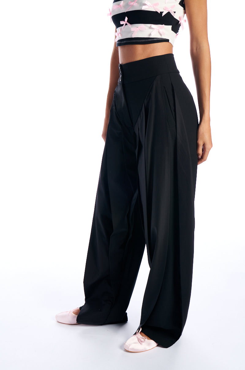 AMBER WIDE LEG PLEATED TROUSER PANT