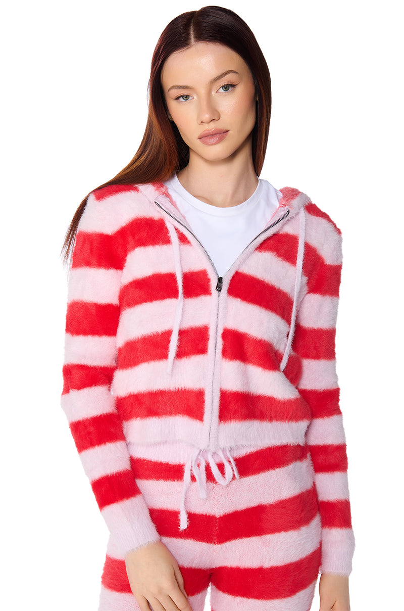 GOOD KARMA FUZZY ZIP UP HOODED SWEATER