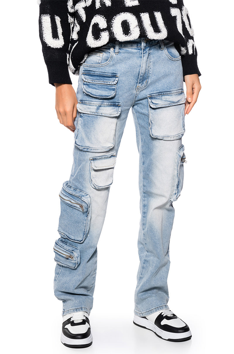 ALL OVER POCKET DETAIL RELAXED FIT JEANS