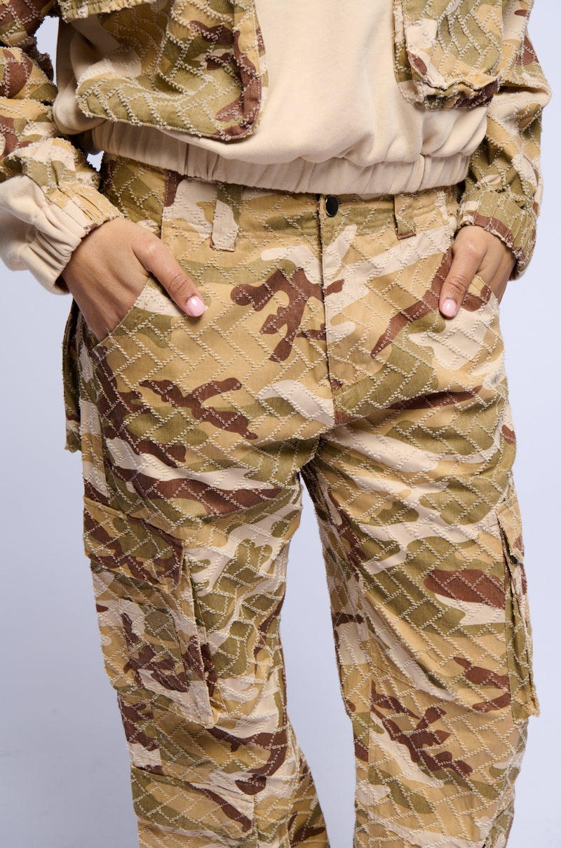 ON DUTY ADJUSTABLE DRAWSTRING CAMO PANT