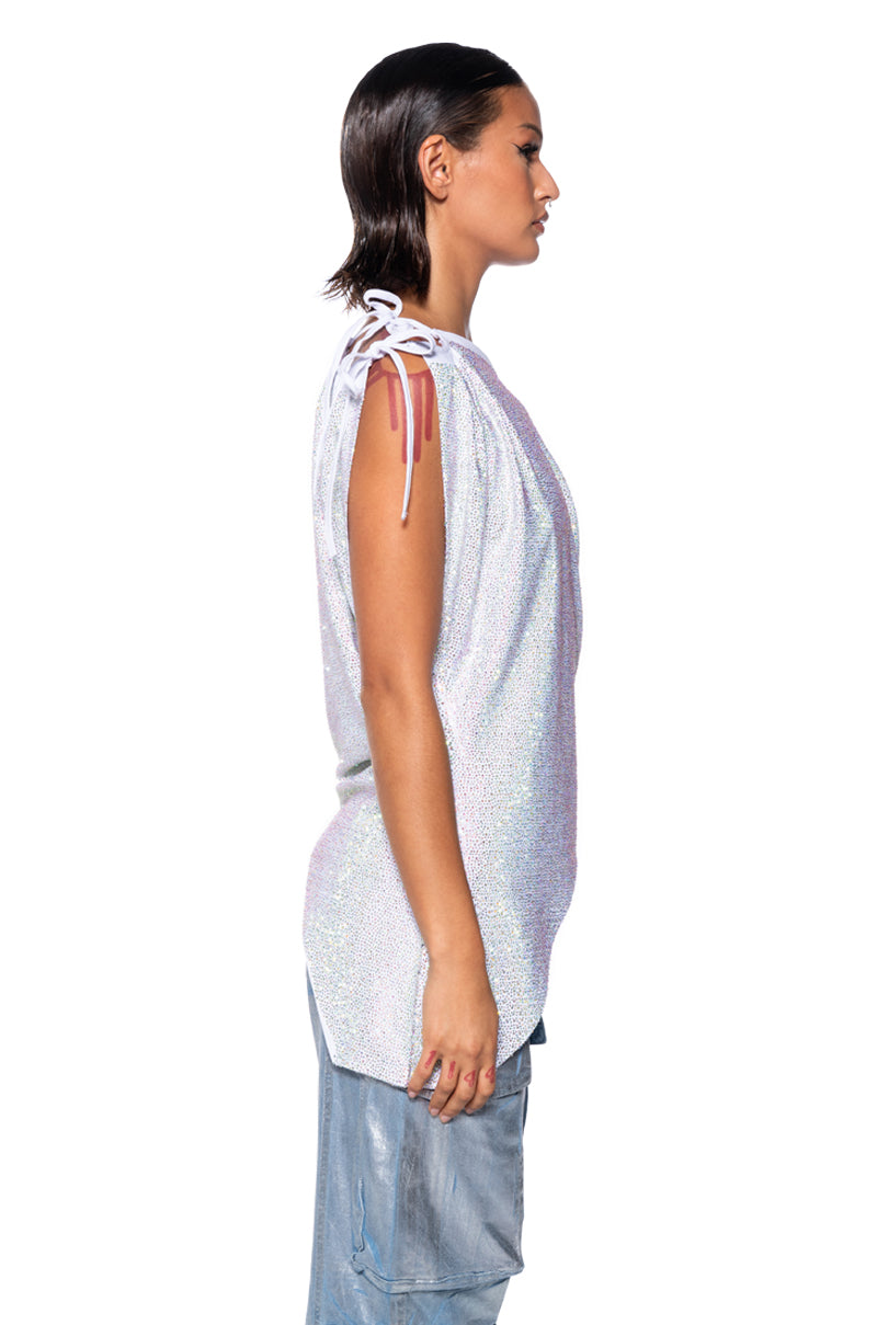 GLISTENING ASYMMETRICAL TSHIRT IN WHITE MULTI