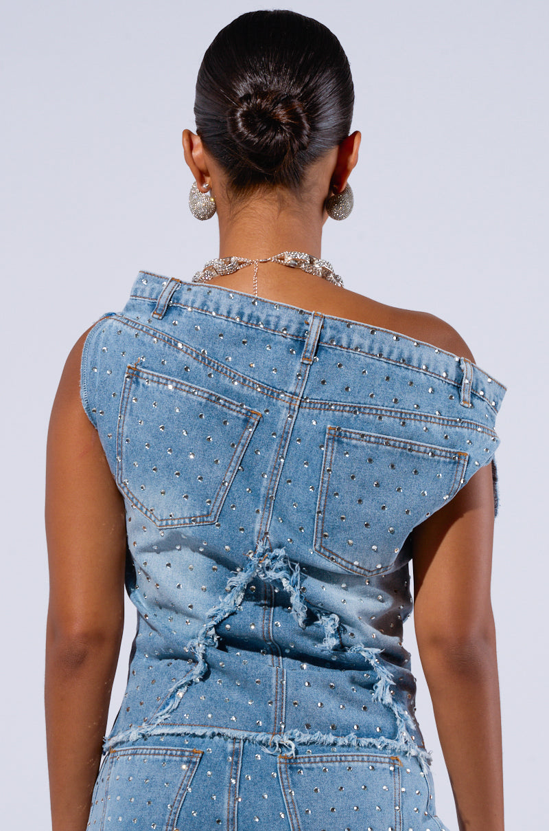 DENIM DIVA OFF SHOULDER TOP