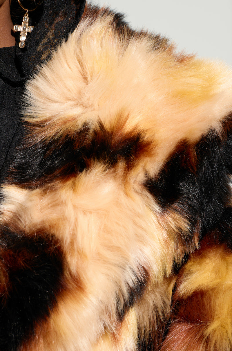 ARI OVERSIZED FUR COAT