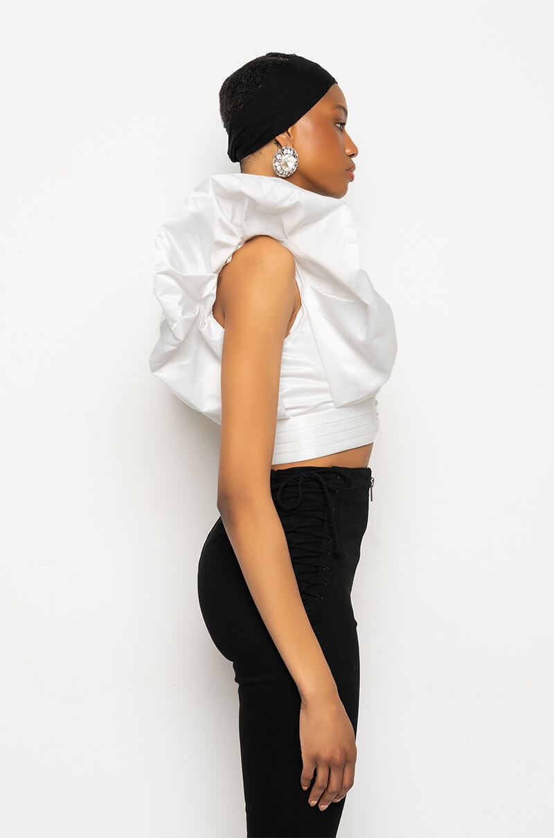 PUFF SHOULDER CROPPED BLOUSE IN WHITE