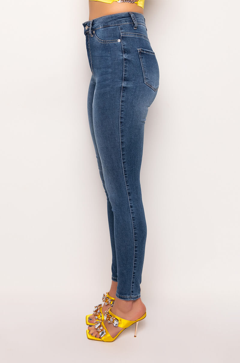 FLEX-FIT HIGH WAISTED SUPER STRETCHY SKINNY JEANS