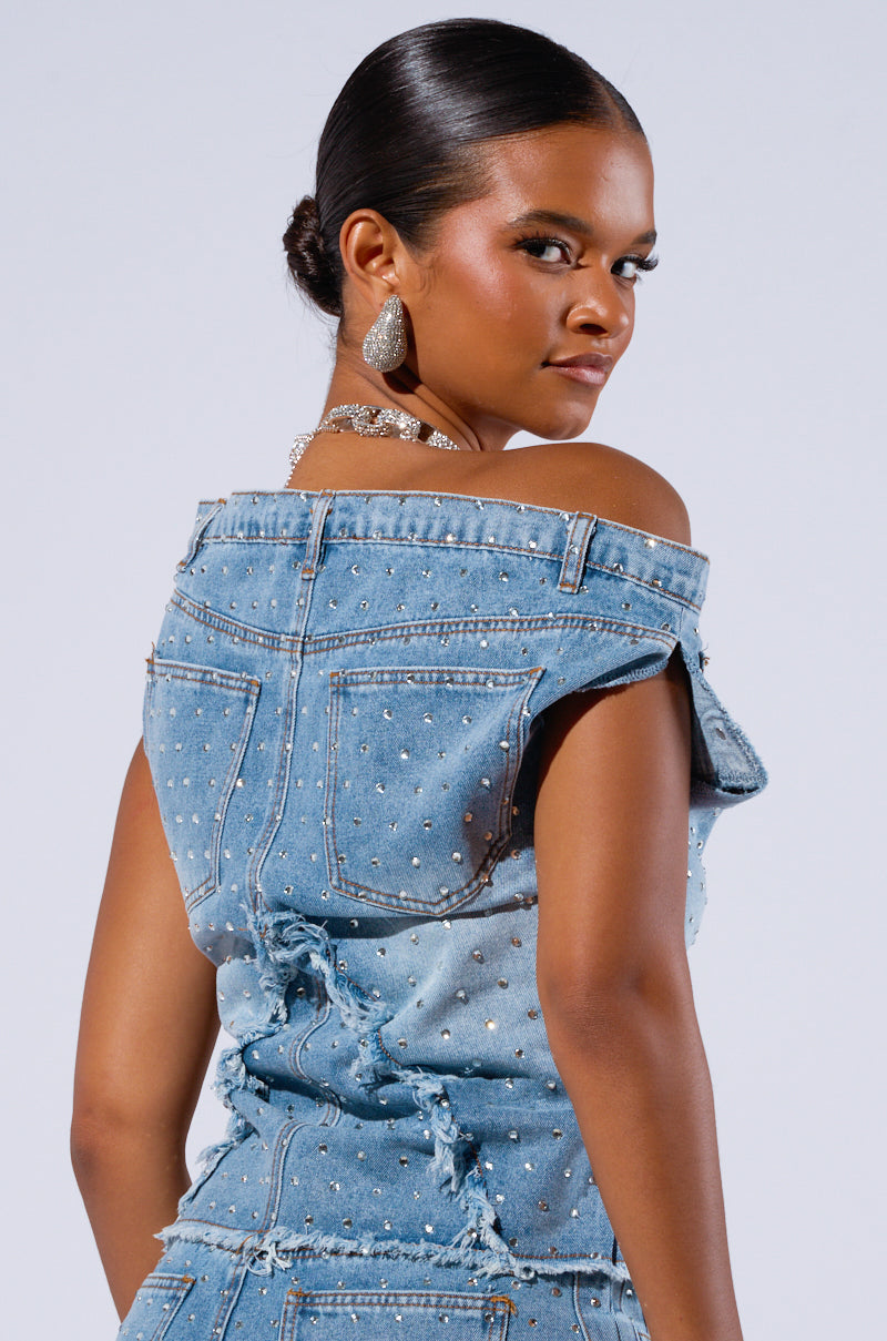 DENIM DIVA OFF SHOULDER TOP