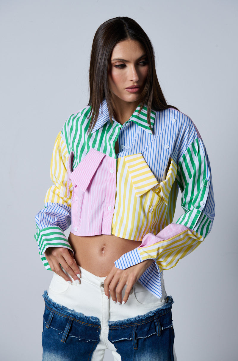 OVER AND OVER CROP BUTTON DOWN BLOUSE