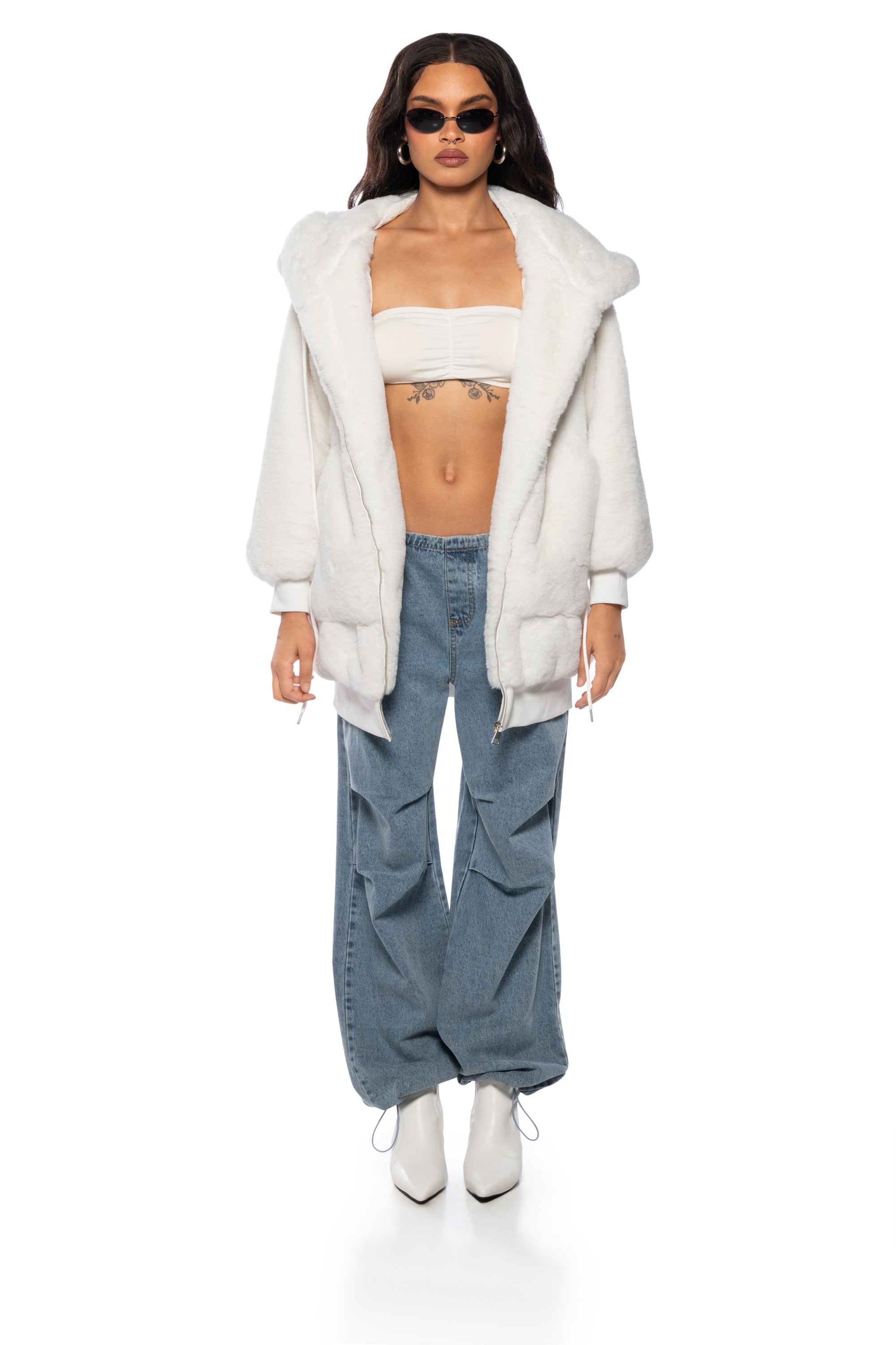 RZA LONG COMFY FAUX FUR HOODIE IN WHITE