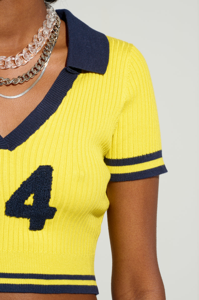 NUMBER 24 CROPPED COLLARED KNIT SWEATER