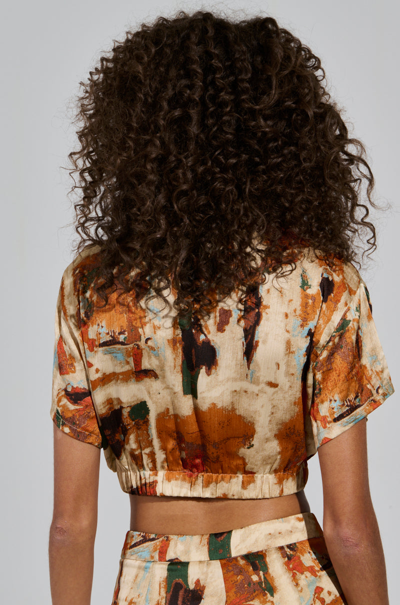 CRAZY PAIN BUTTON DOWN TOP