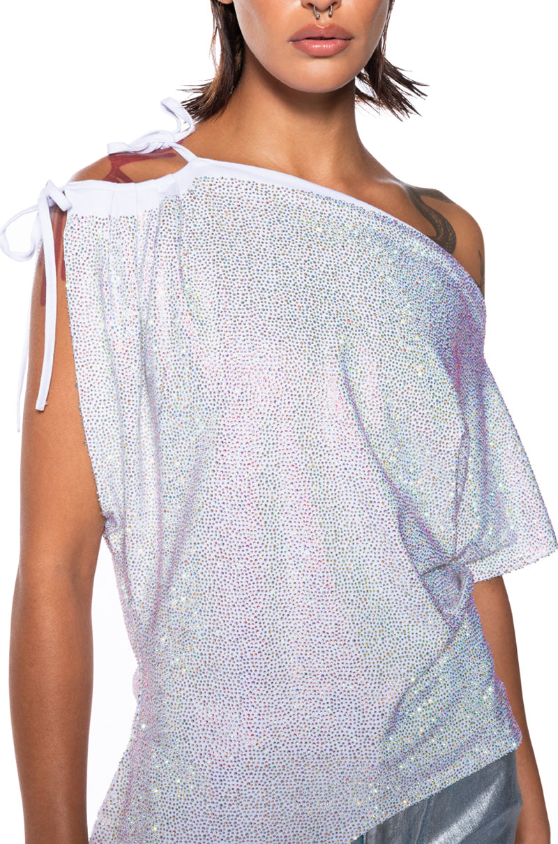 GLISTENING ASYMMETRICAL TSHIRT IN WHITE MULTI