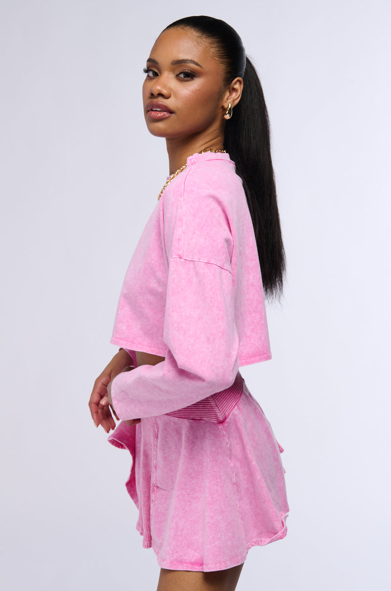 THE PINK COSMOS MINERAL WASH CUT OFF LONG SLEEVE TEE