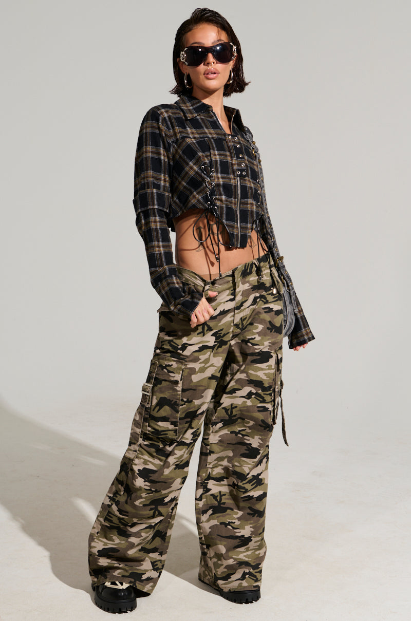 STREET STYLE WIDE LEG CAMO PANT