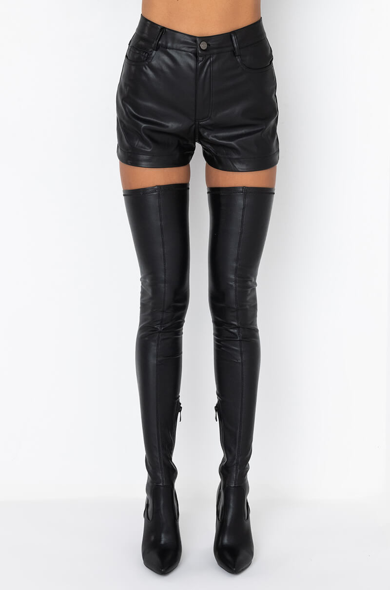 CALLIE FAUX LEATHER SHORT