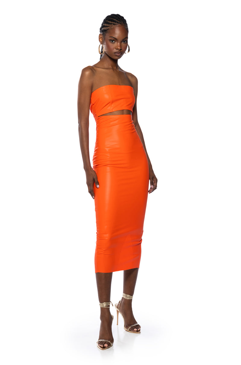 PRETTY LADY PLEATHER MIDI DRESS WITH CUT OUT